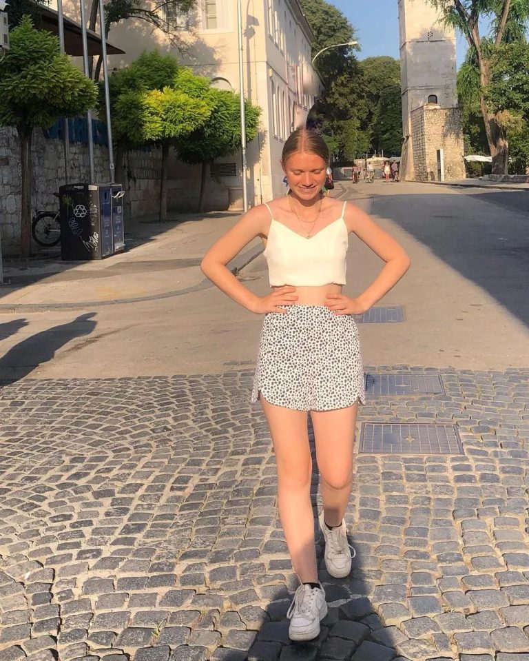 My Favorite Sunscreens That Give Me the Perfect Sun-Kissed Pictures