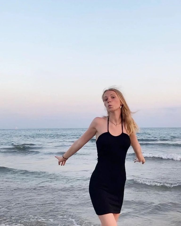 Soaking Up Every Moment of Beachy Bliss on My Vacation